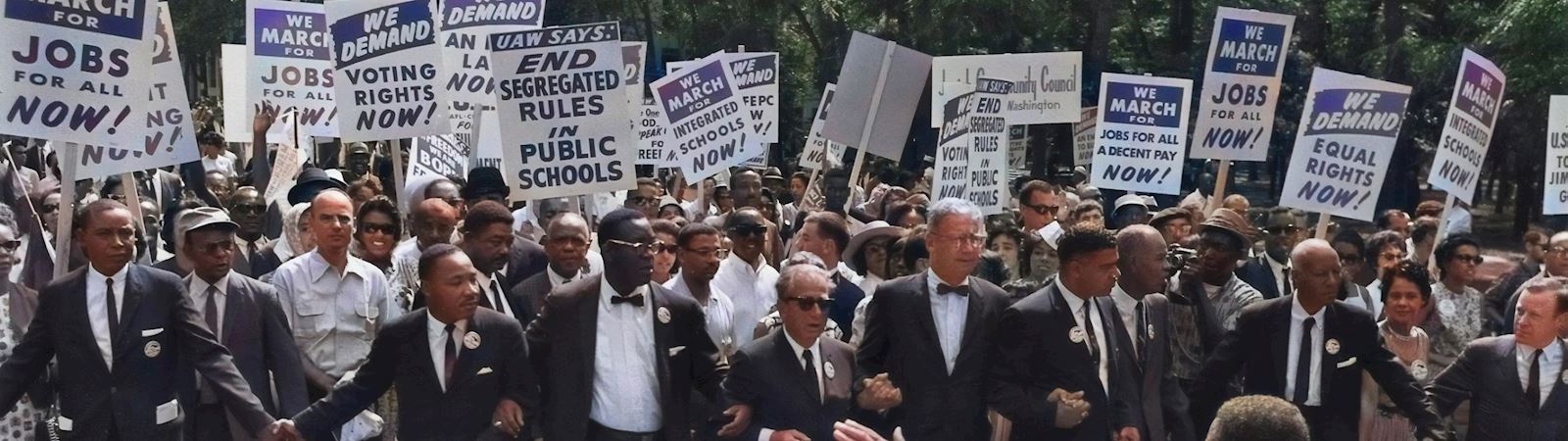 people marching with MLK Jr.