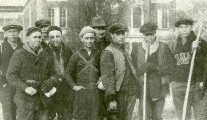 students hiking in 1924