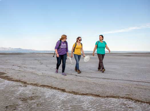 Rebecka Brasso with students at the Great Salt Lake